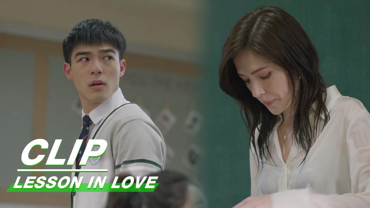 Zhang Yixiang Deliberately Poures Coke on Chen Mengjun | Lesson in Love EP01 | 第9节课 | iQIYI