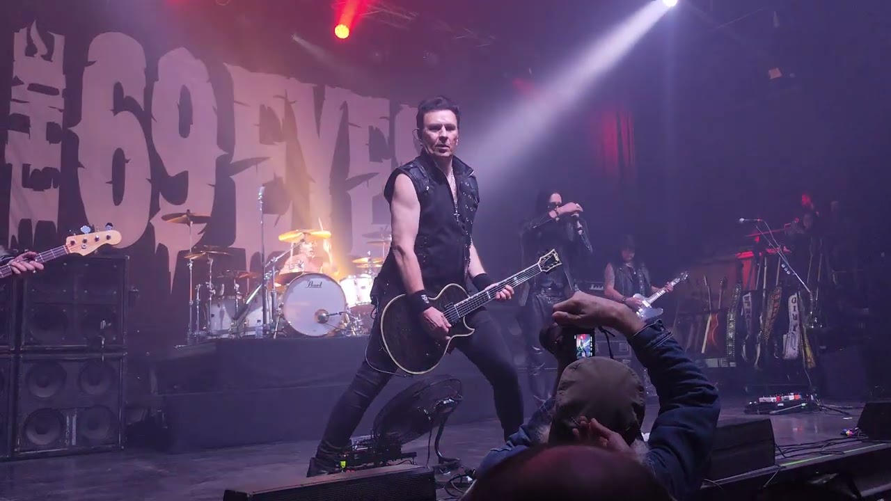 69 Eyes - 06 - ( CoWpunks & Glampires Tour 2026 ) LAV Lisbon 17 JAn 2026