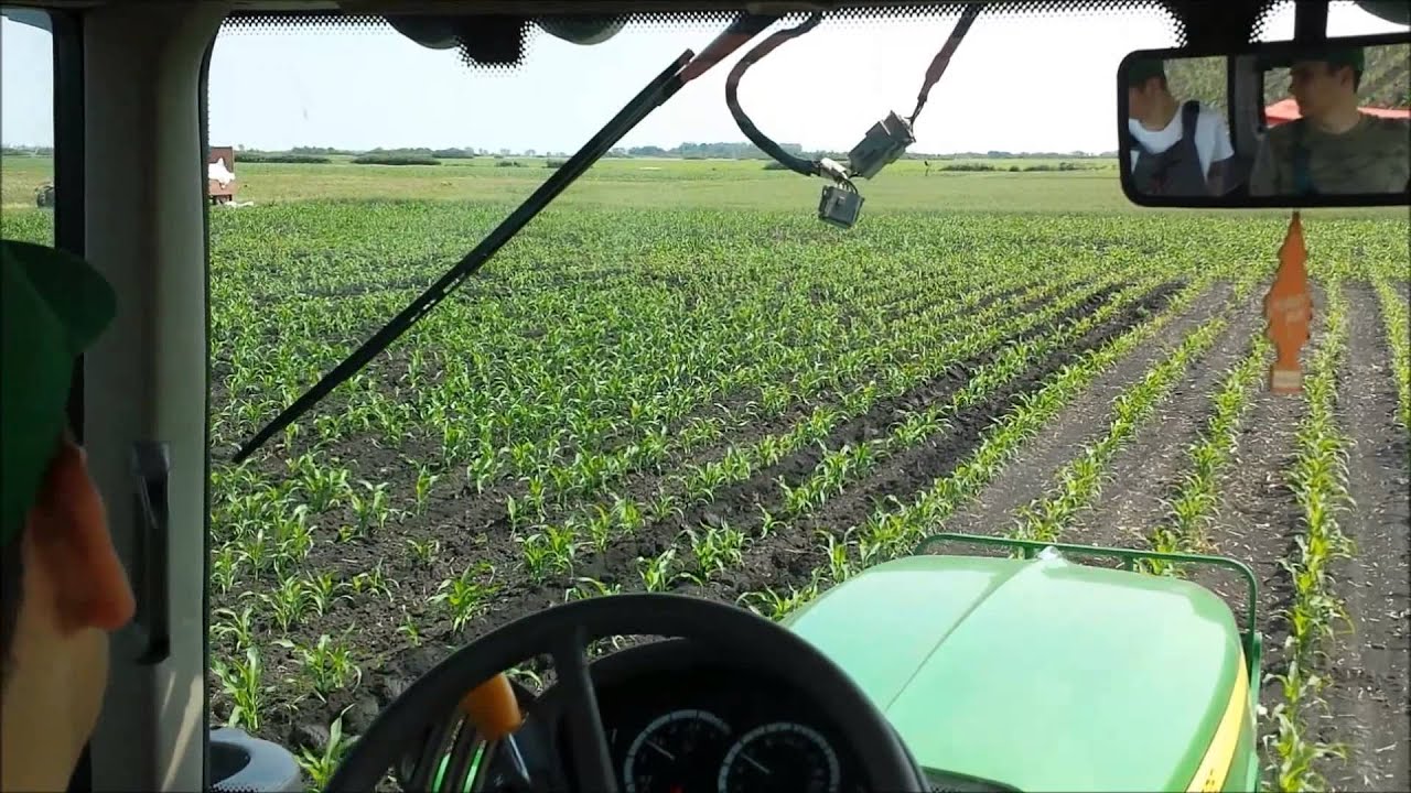 Kukorica töltögetés - John Deere 6230 Premium