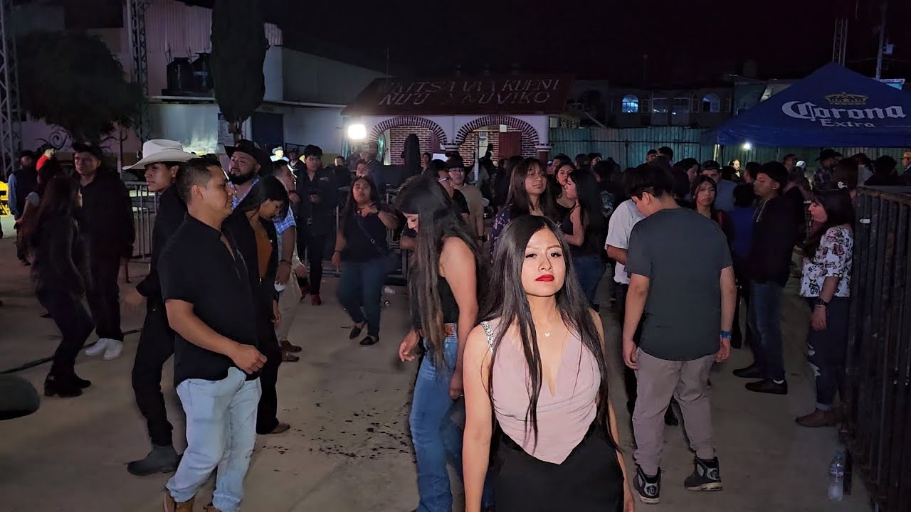 Puras Chilenas Mixtecas y Huapangos en San Juan Mixtepec con Los Sucesores Del Norte