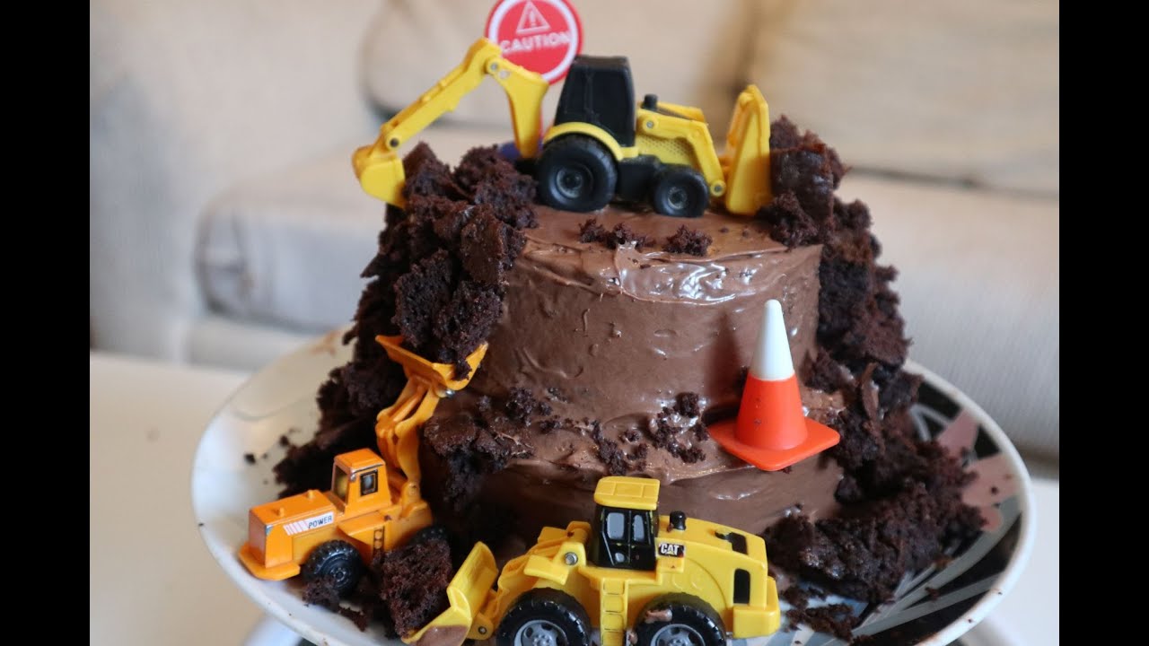 How to make a tractor cake (VERY EASY!) Tutorial