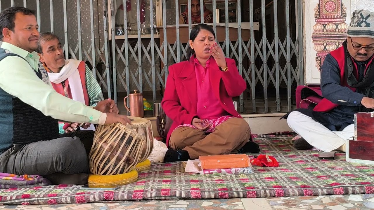 १५७७)बैठकी में #purvi | ना रहब बिना रघुराई के | गायिका #रेणु राज तबला #मिथिलेश जी #दीनबंधुजी १२.१.२६