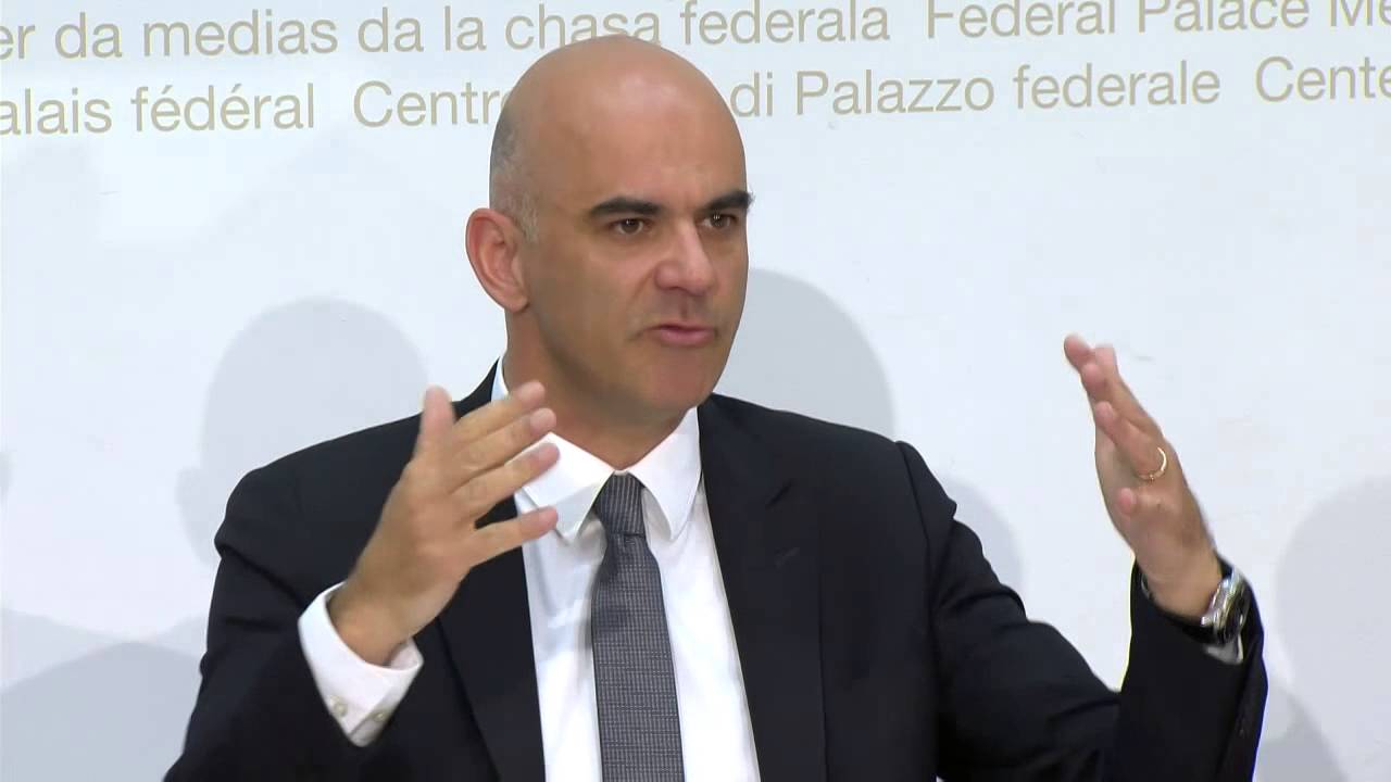 Politique familiale – CP du Conseil fédéral avec le CF Berset et la CF Widmer-Schlumpf. Résumé.