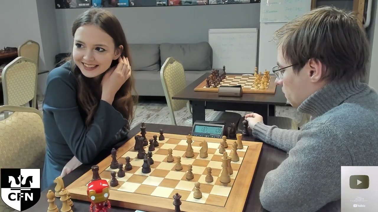 The King's Gambit! Smiley (1689) vs Mikasa (1667). Chess Fight Night. Blitz