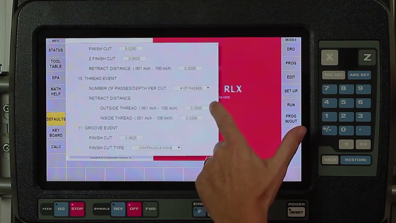 Prototrak RLX - Opciones por Defecto (Parte 1): Configuración Esencial para Torno CNC