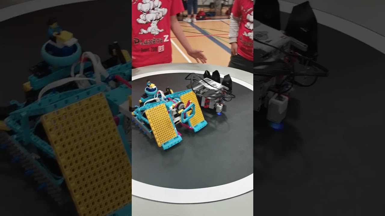 Robot SUMO competition  part.1