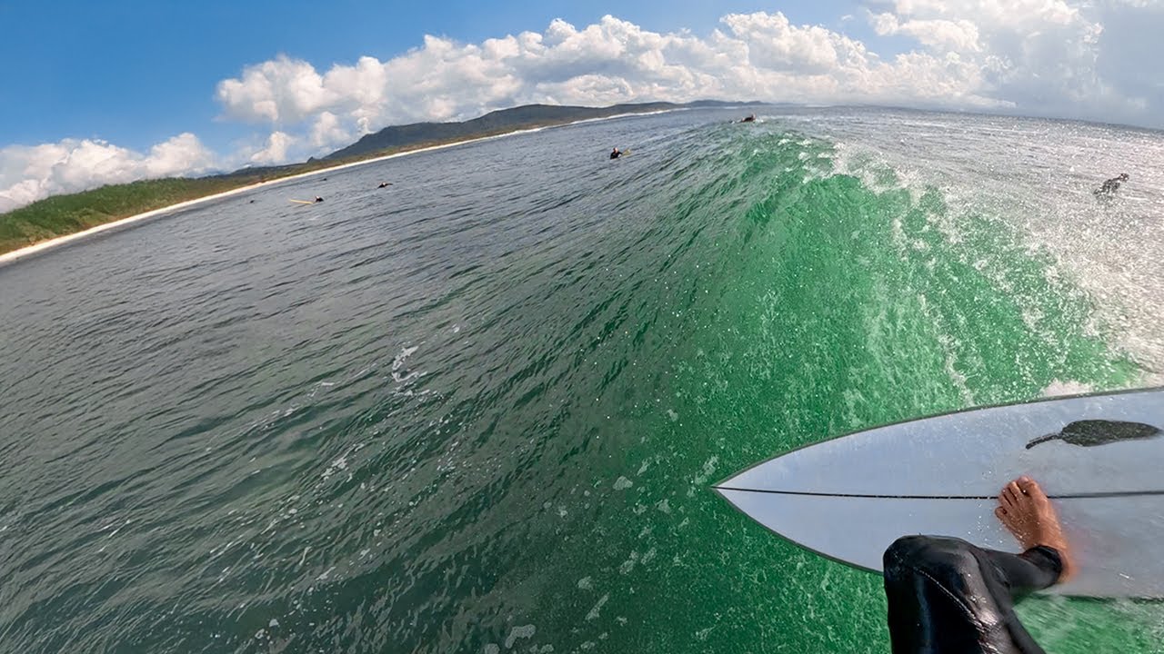 SURFING A FAMOUS AUSTRALIAN POINT BREAK! (RAW POV)