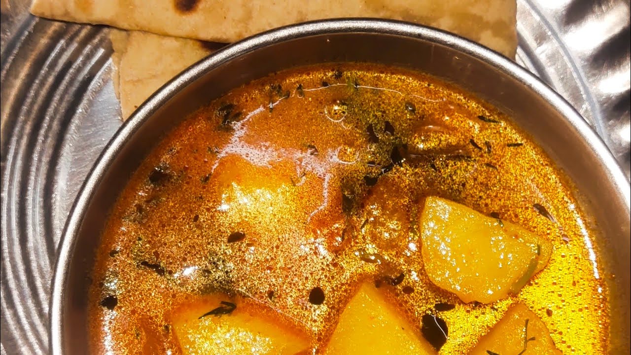 Kathiyawadi batata nu shaak & chapati