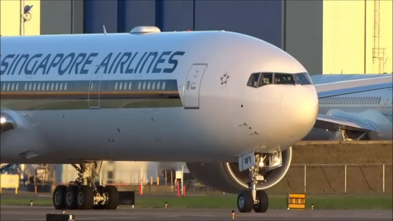 A New Singapore Airlines 773 Delivery Flight + Engine Cold Start