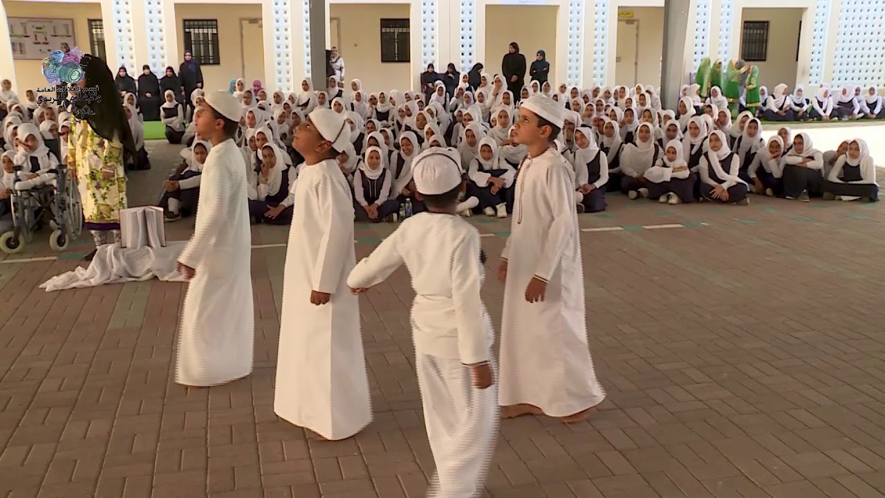 حفل تكريم المجيدات بمسابقة سطور القرائية بمدرسة جماح للتعليم الأساسي
