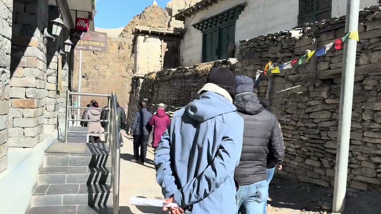 Kagbeni road to Mustang 