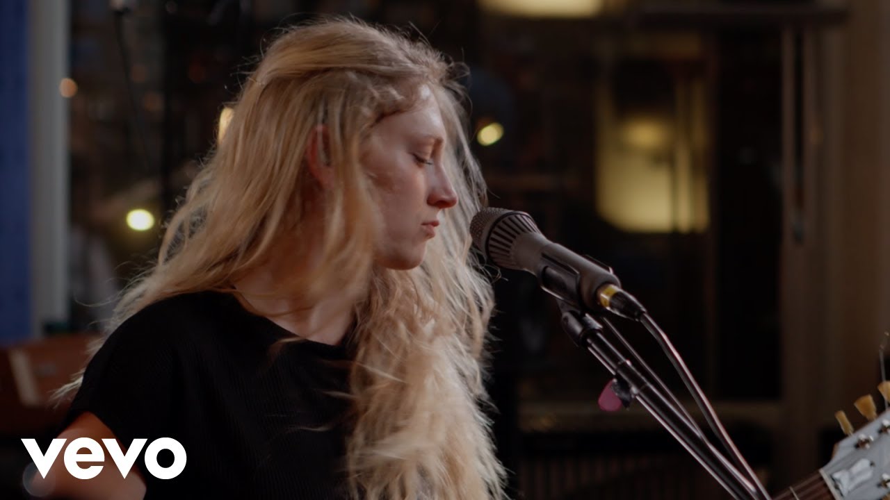 YORI - How Thin (Live at The Church)