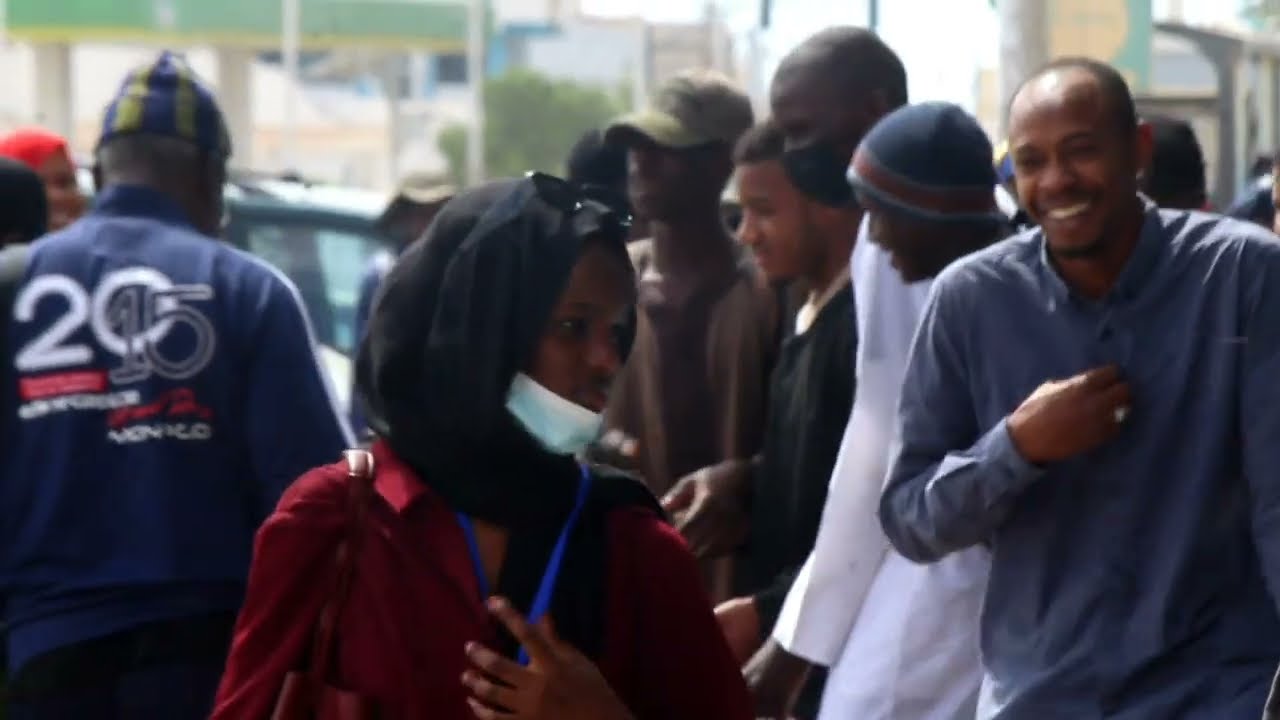 Caméra cachée Mauritanie (Accuser un inconnu a casser mon verre) 😂😂 partie 02