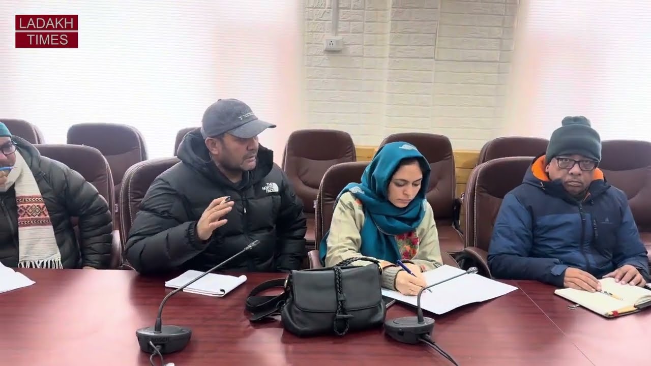 CEC Dr Jaffer chairs meeting on snow clearance at Zojilla Axis and Kargil