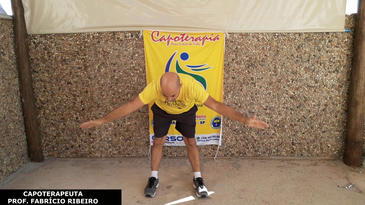 Aula de capoterapia em casa com o Prof. Fabrício Ribeiro