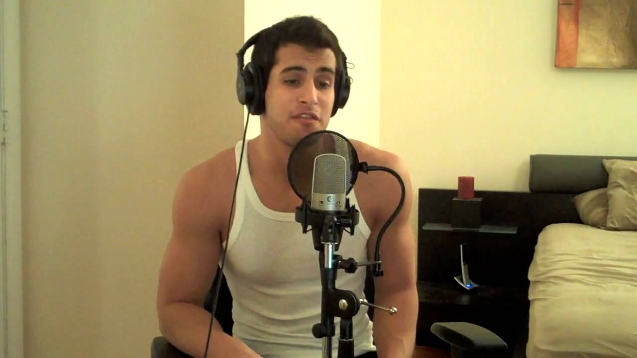 Otis Redding - (Sitting On) The Dock of the Bay (Cover) HD