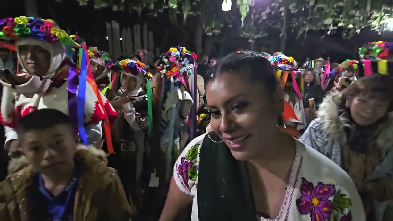 Vamos a bailar a la Casa del Nuevo Carguero del Niño Dios en Corupo Michoacán @cotidiano399