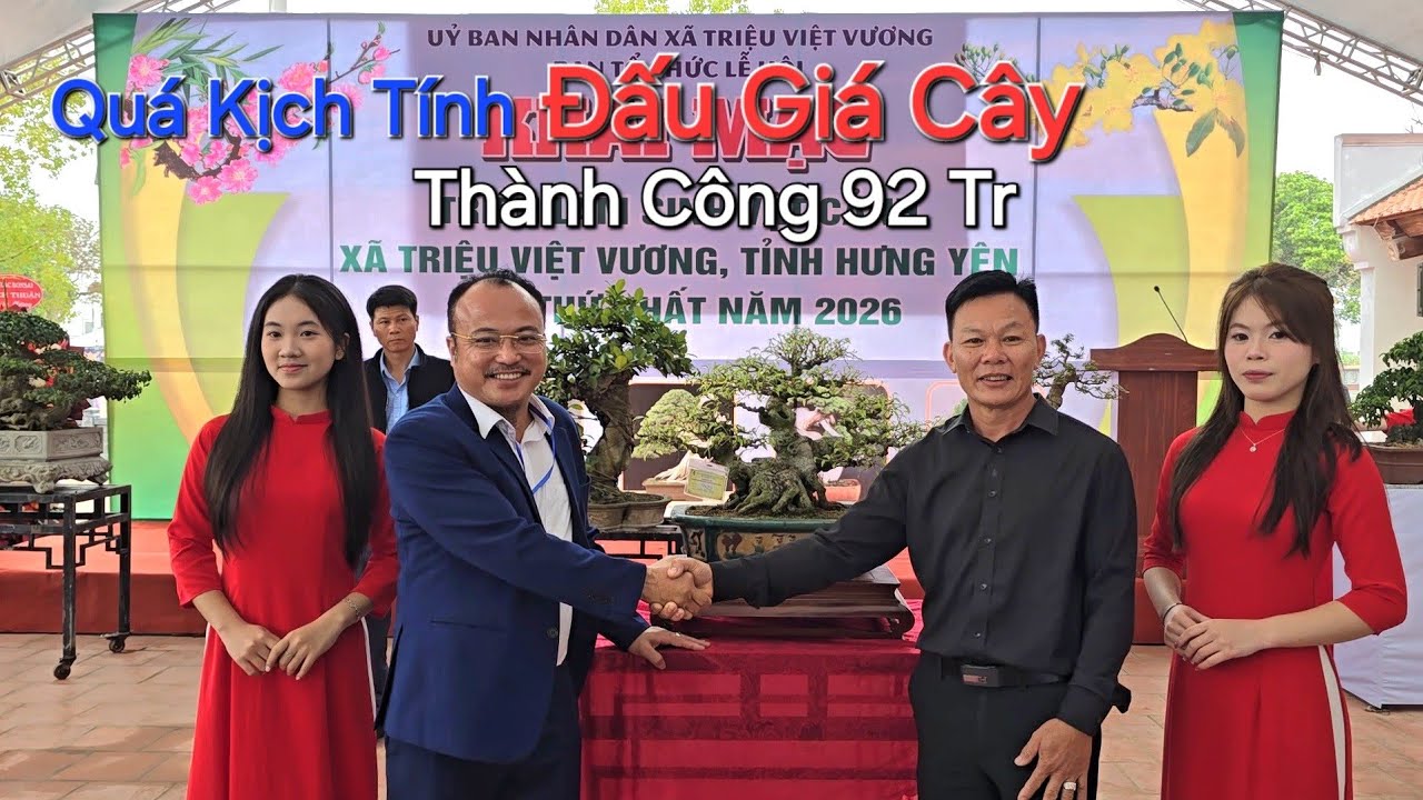 PHIÊN ĐẤU GIÁ QUÁ KỊCH TÍNH , HẤP DẪN sau đó dừng ở mức giá 92TR tại Khai Mạc TL TRIỆU VIỆT VƯƠNG. 