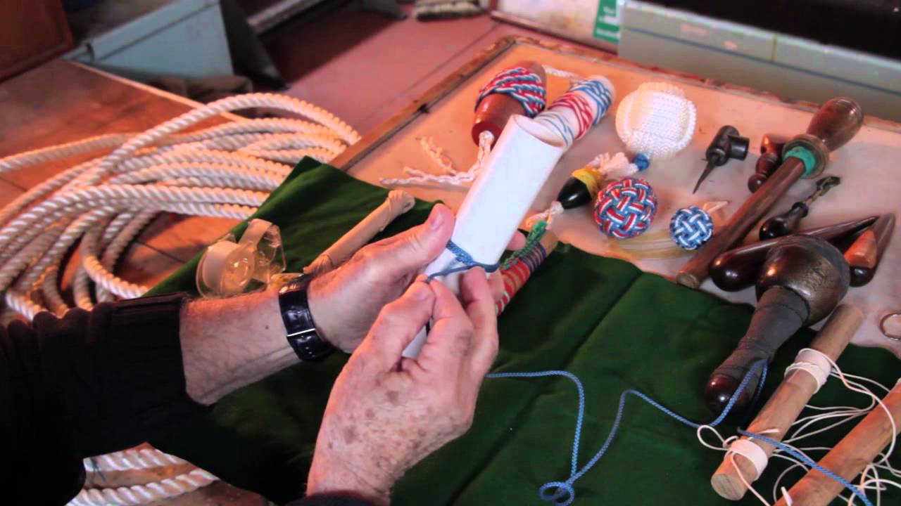 Covering Items Using a Simple Half Hitch