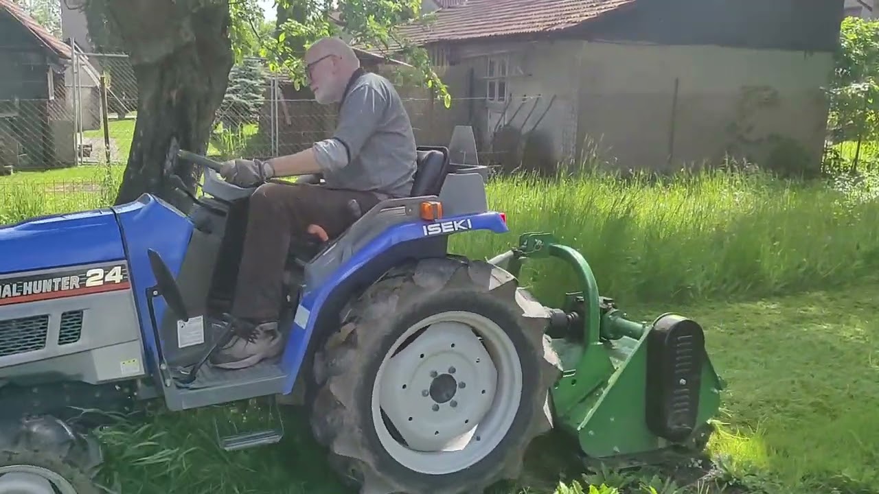 mulčování 2024  -  Iseki SIAL Hunter 24   kladívkový mulčovač EFGC115