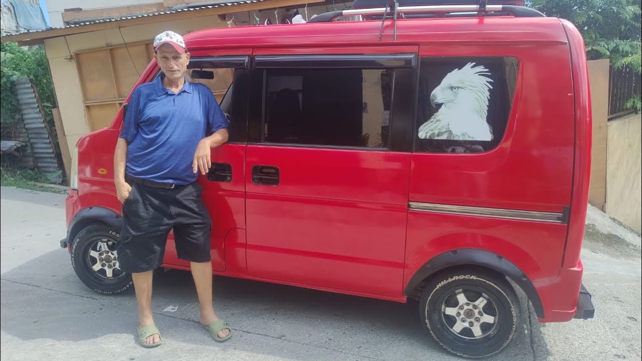 ابو محمود يزور المحلات اللي كانوا عنده في فيكتوريا بلازا