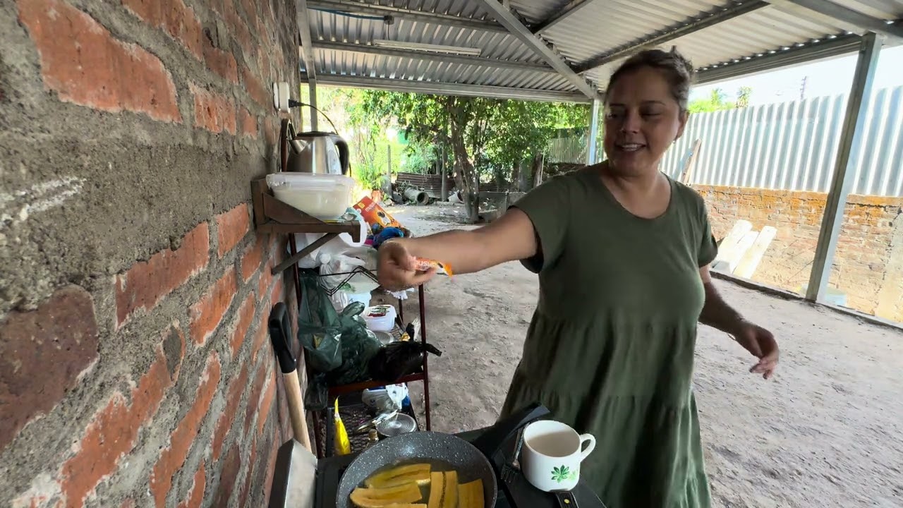 Mi desayuno en mi casita El Salvador