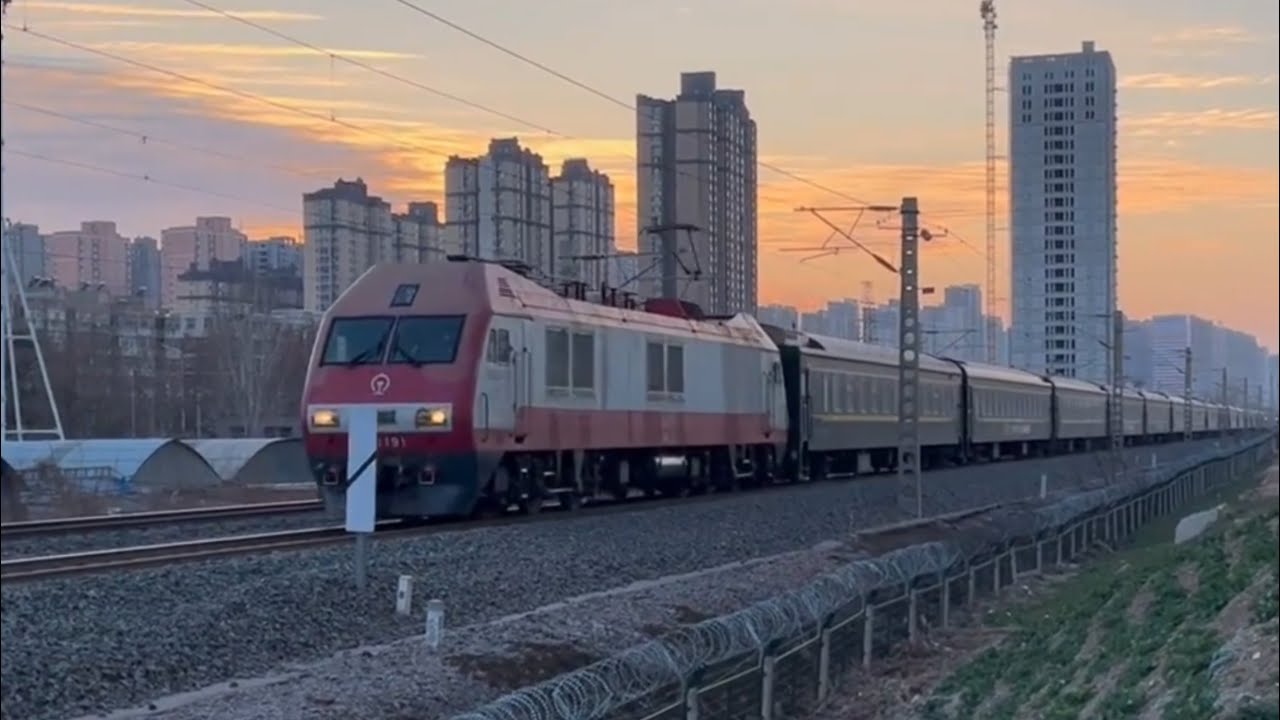 Sunset Train Adventure | Capturing the Beauty of Urban Railways