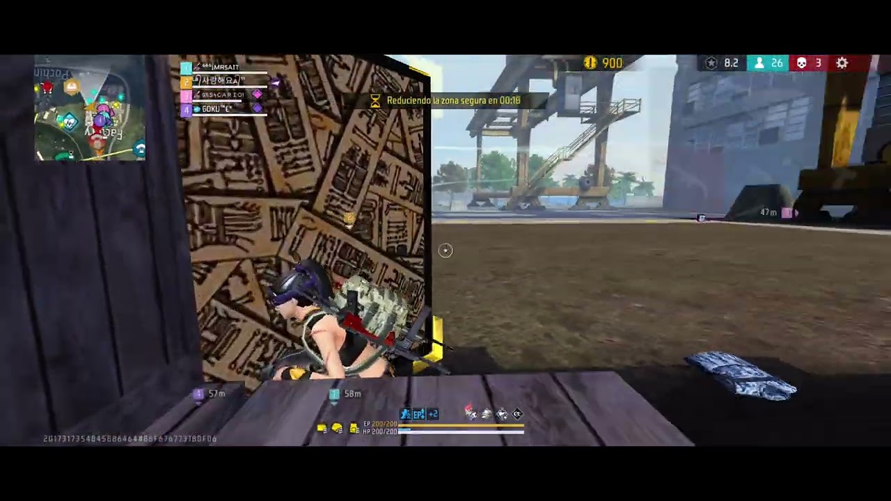 Jugando free fire en dr escuadra 😃