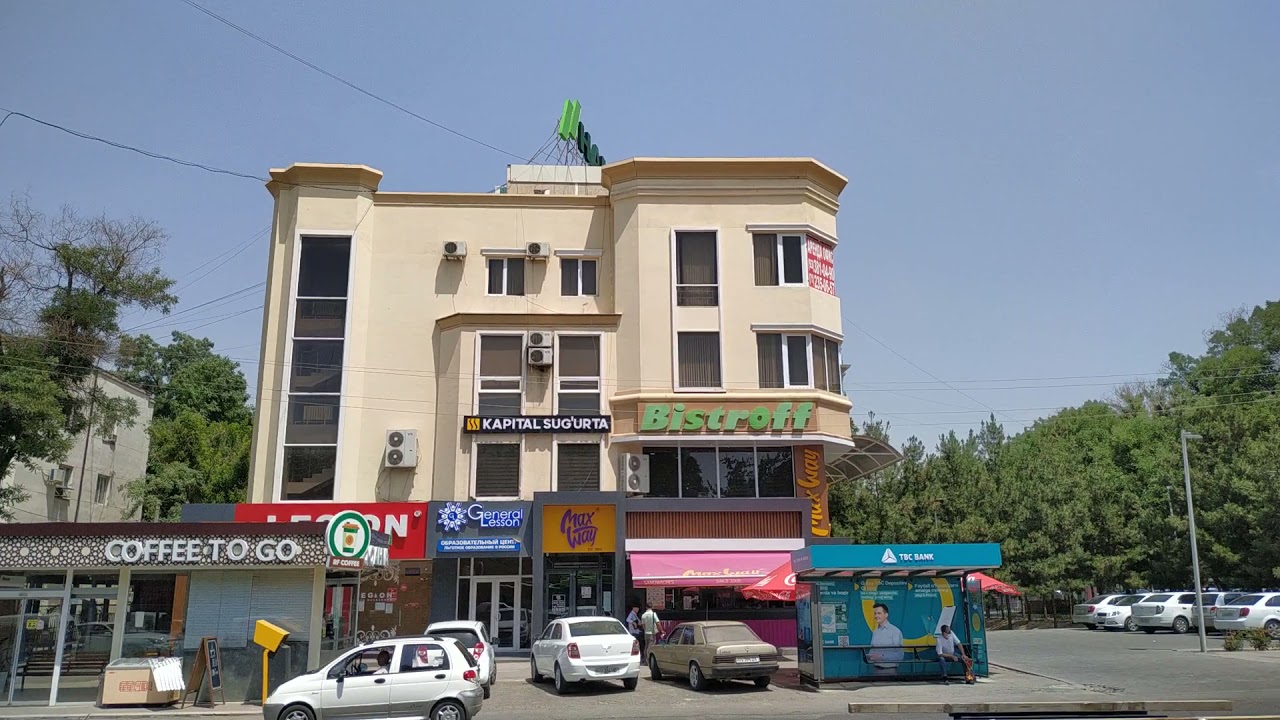 На 85 автобусе по Софийскому проспекту от 