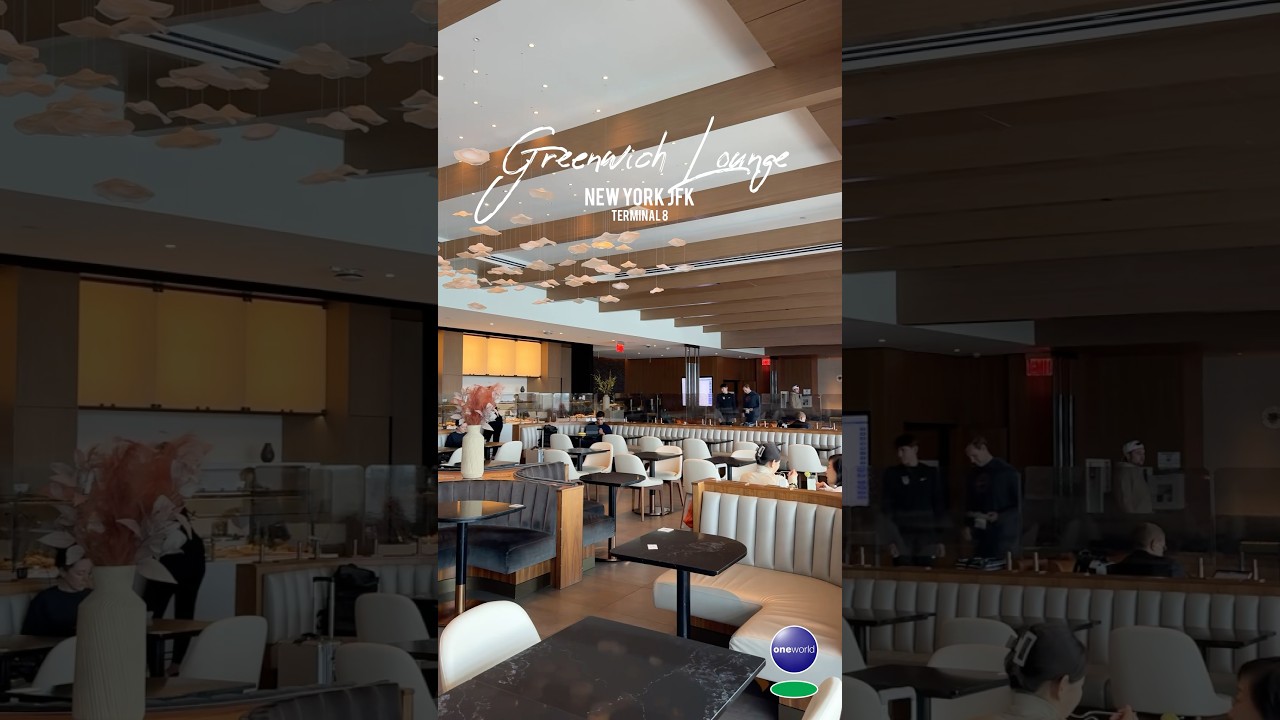 Greenwich Lounge at New York JFK for One World Emerald passengers #american #britishairways #avgeek