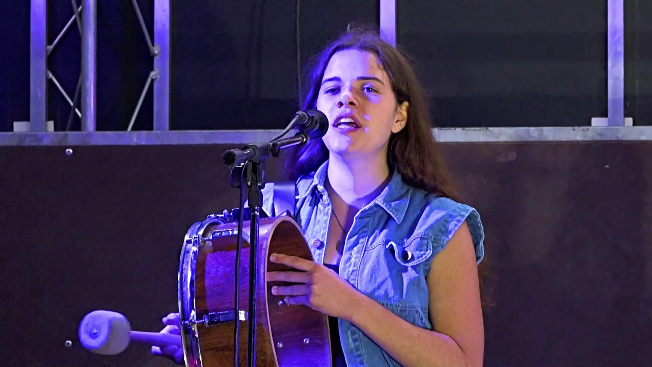 Zuzana - ČARODĚJNICE Z AMESBURY v podání T.O. Měsíční údolí