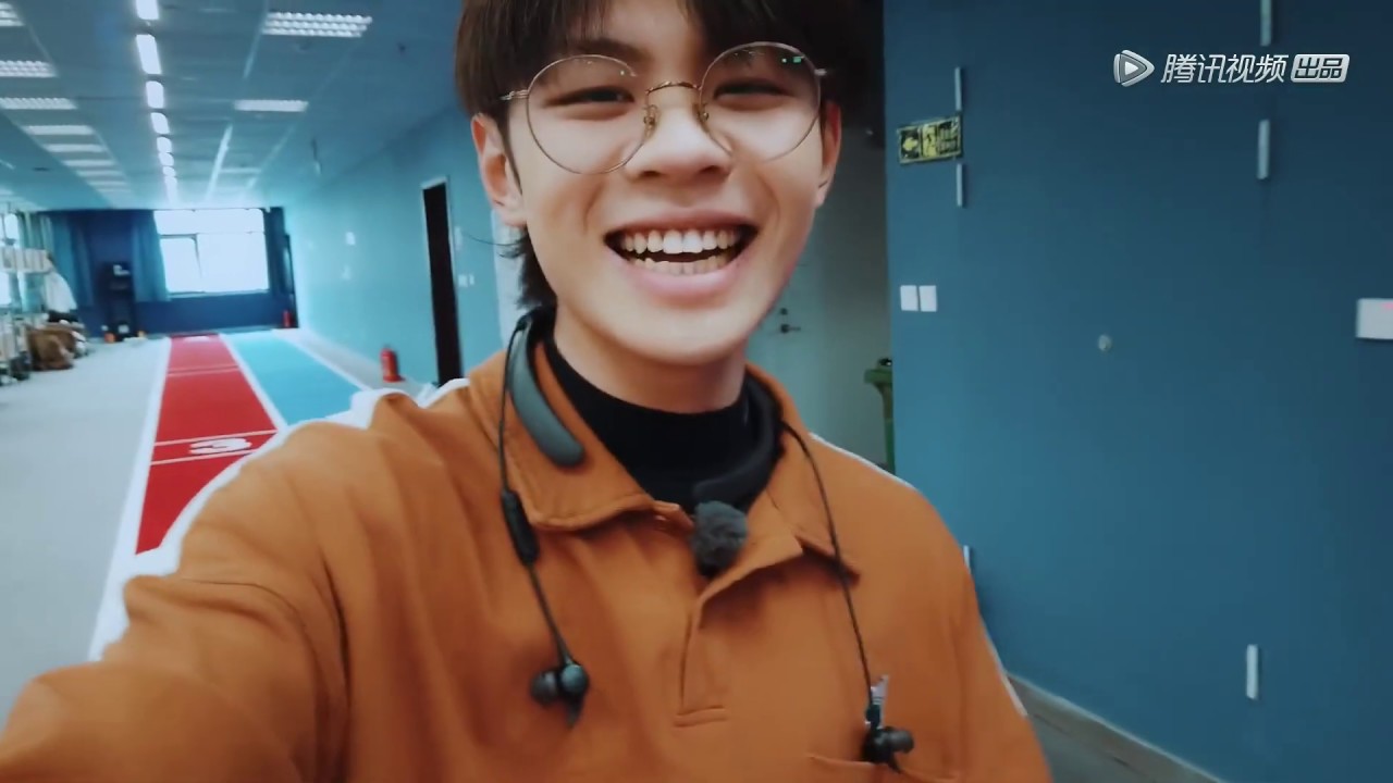 《创造营2019之大岛日记》【王晨艺vlog】深受学员热爱的“舞蹈老师”，王晨艺曝离奇参赛原因！