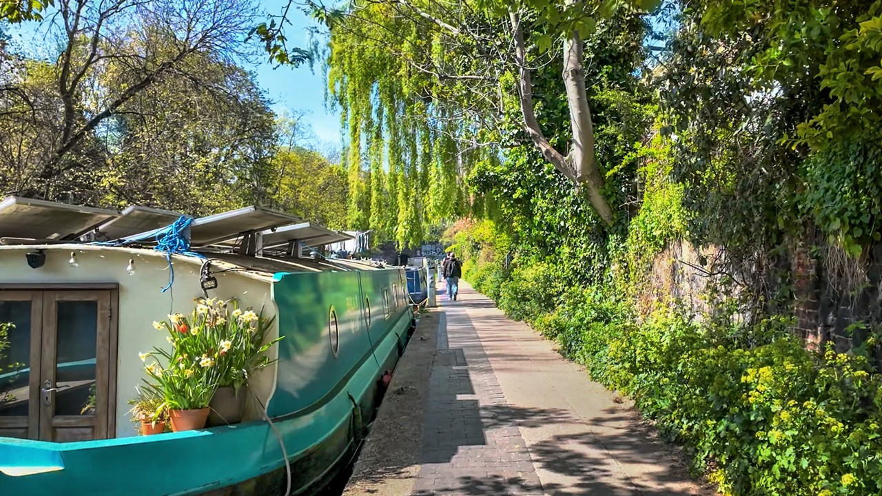 London Spring Walk 2025 🌸 REGENT’S CANAL to KING’S CROSS, LOCKS & CANAL BOATS | 4K HDR
