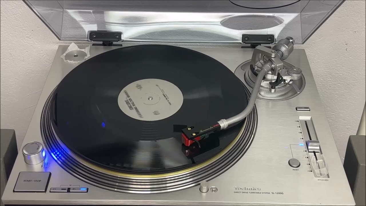 ENCORE FEATURING WALTER BROOKS - Right In The Middle