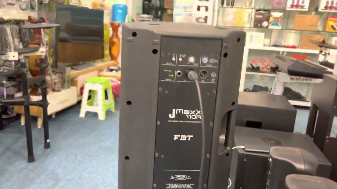 So sánh giữa FBT j8a và FBT jmaxx 110a | dòng loa được nhập khẩu từ Italy | review Roland thiên tài