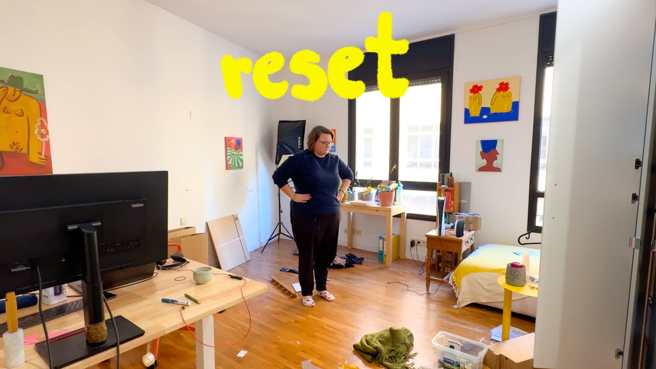 preparing for a new year in Barcelona | goal setting, cleaning, reset