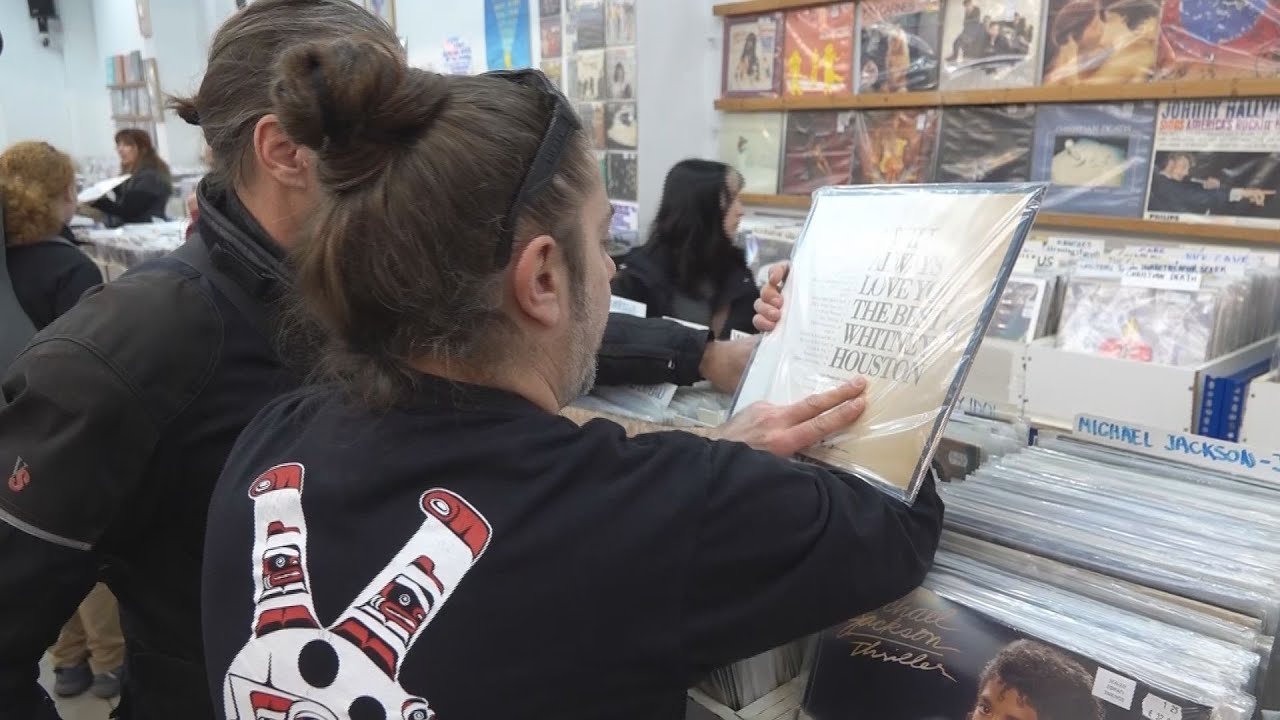 Τα δισκάδικα ζωντανεύουν ξανά στην Αθήνα