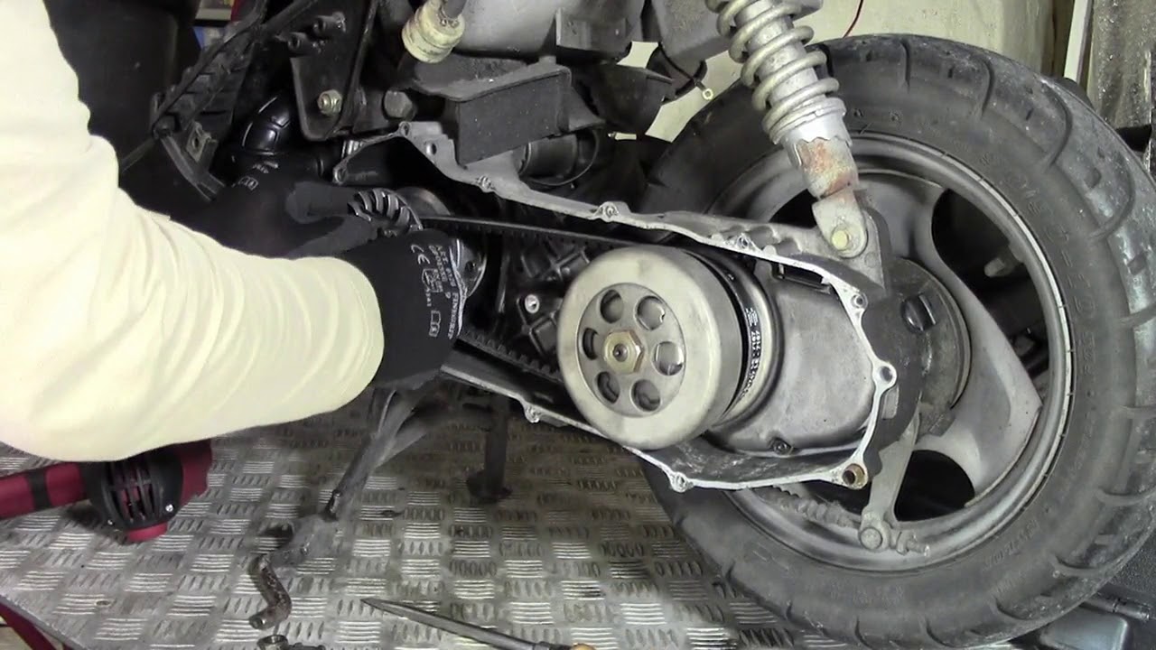 Teil 1 Rex SM 50 wir machen den Roller für Jerome fit ( Variomatik )