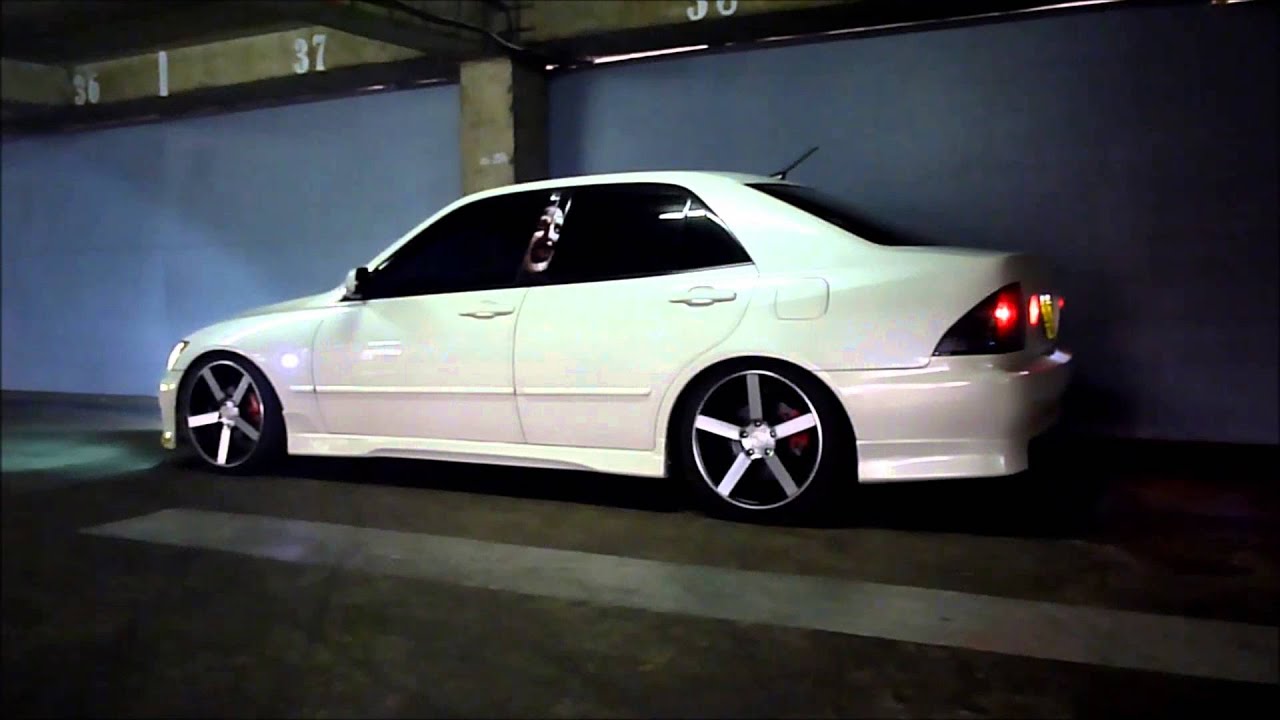 Toyota Altezza Suriname