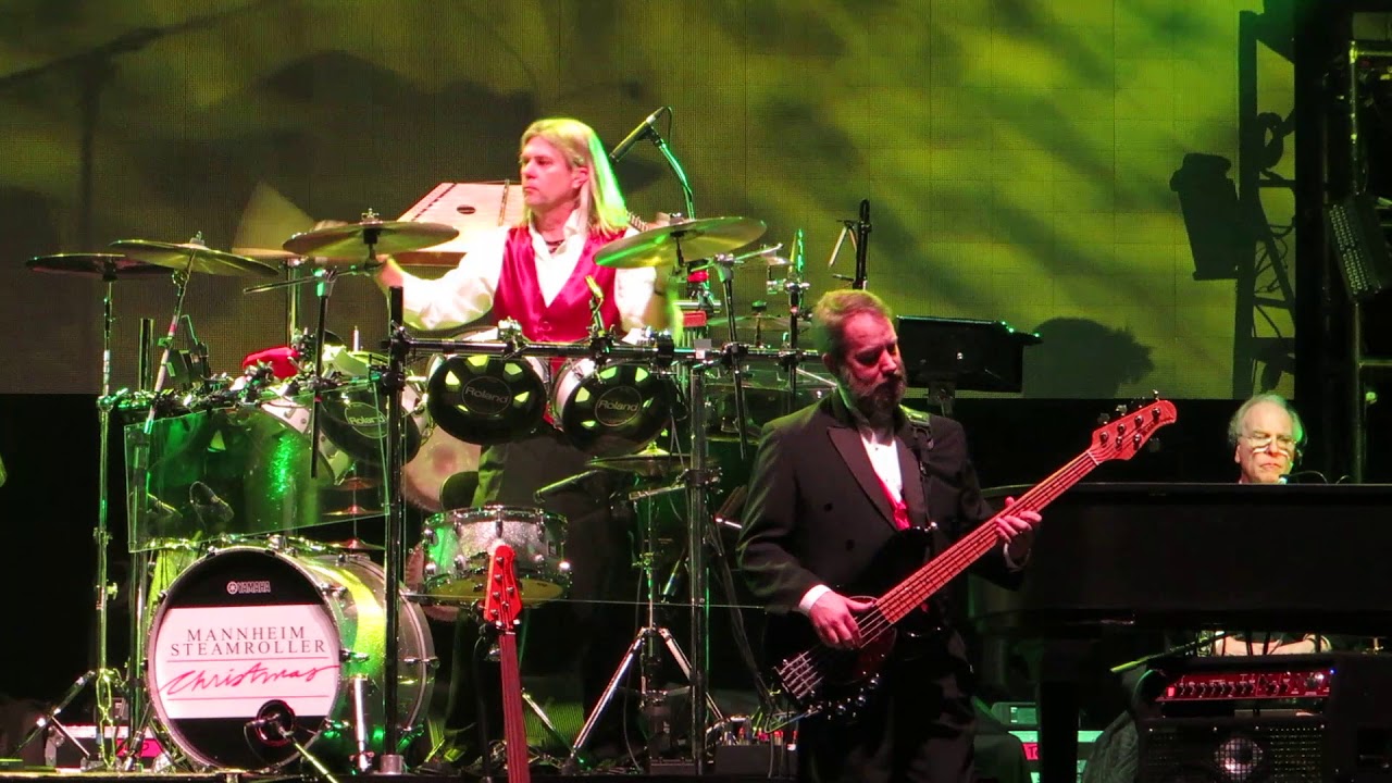 Mannheim Steamroller - TOCCATA