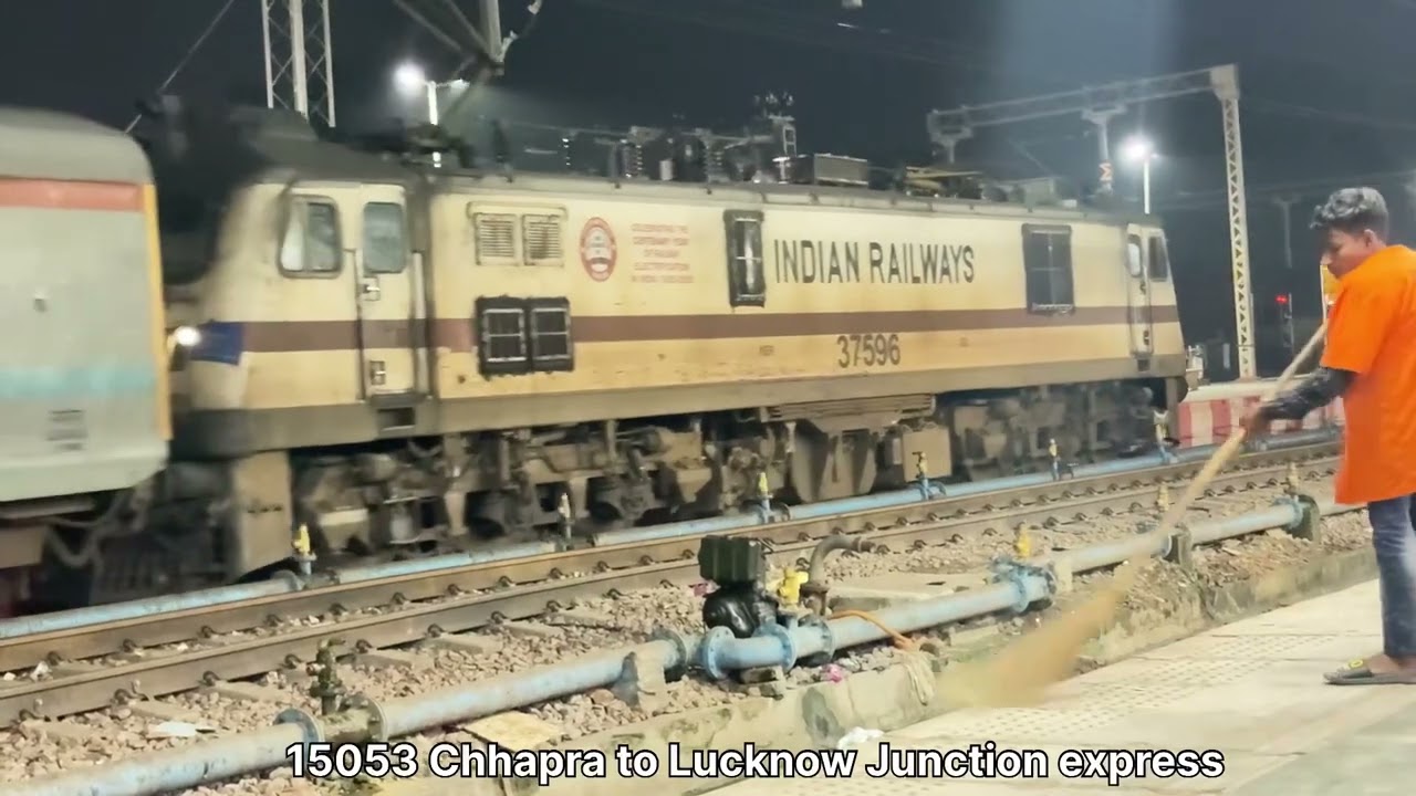 Back to back trains arrival at Ayodhya cantt #indianrailways 