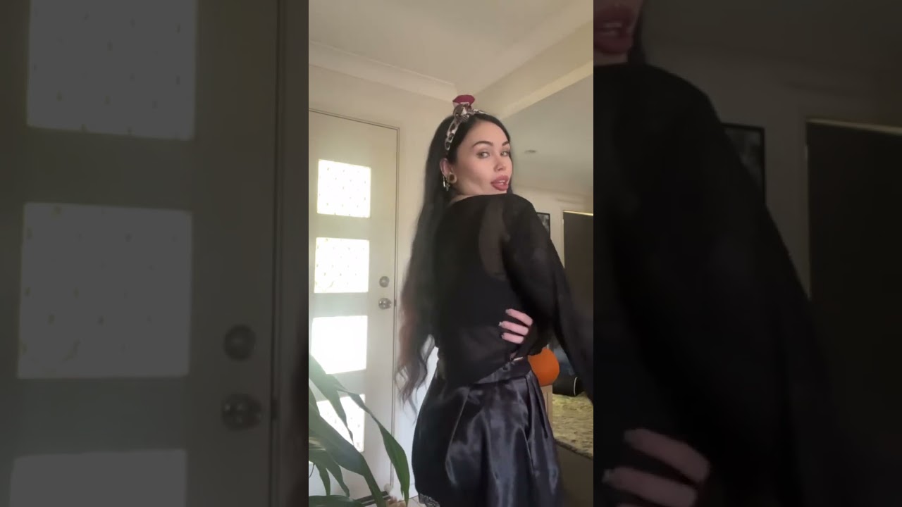 ReeReePhillips vlogs goth november 2024