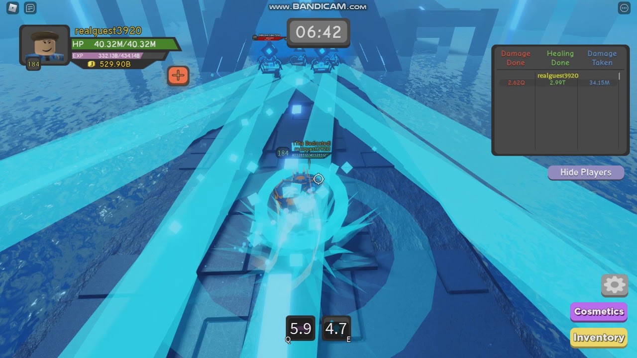Completing Aquatic Temple Insane with Volcanic Gear | Dungeon Quest