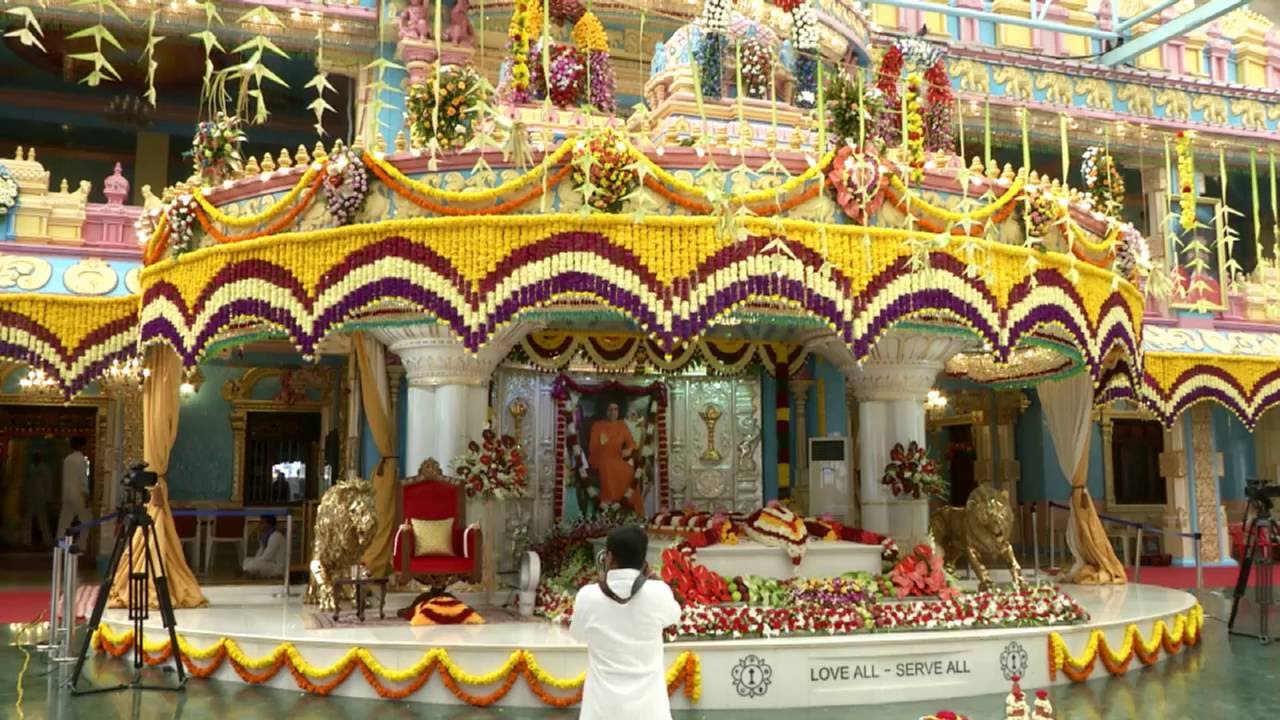 THIRUVONAM - Onam celebrations at Prasanthi Nilayam - 14 Sep 2016