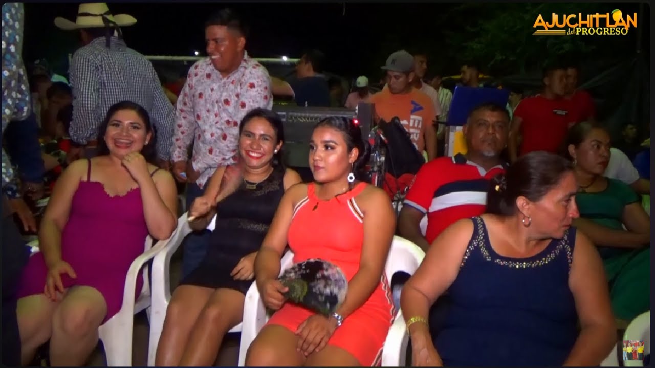 Que chulada de Guachaass tenemos en el rancho--Ven y baila en tierra cali Ajuchitlan del Progreso