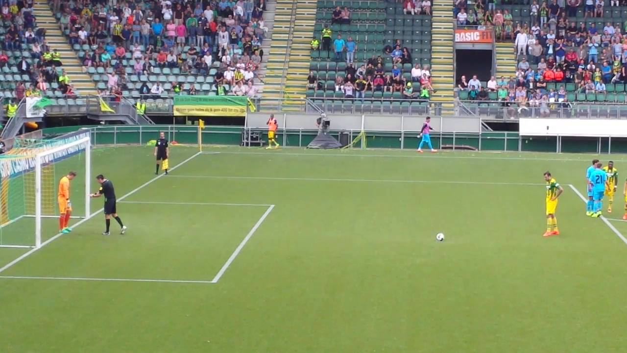 Mike Havenaar penalty miss ADO Den Haag - Heracles Almelo 1-1