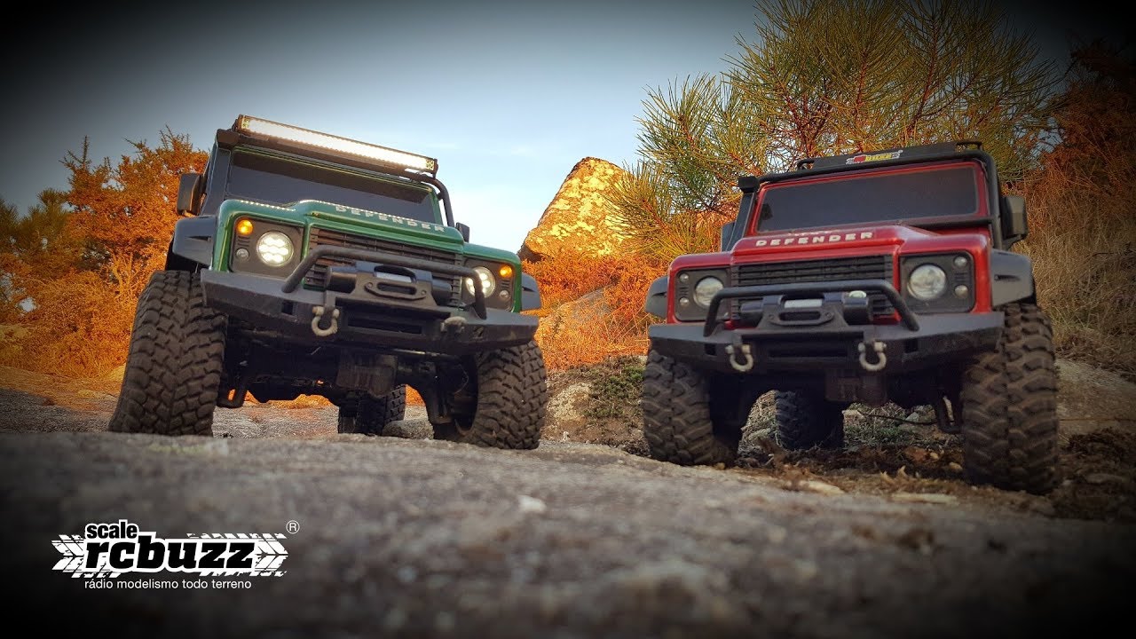 Traxxas TRX-4 Defender D110 - Green vs Red #3