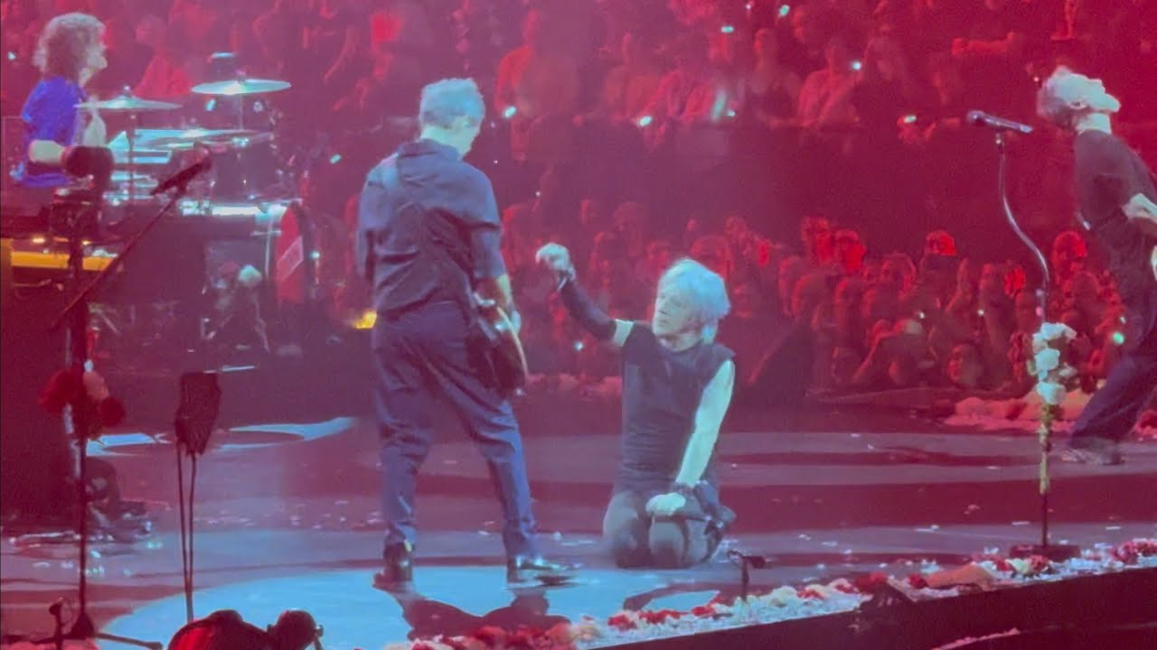 Indochine - Alice & June (Live Arena Tour at Accor Arena, Paris 27/02/2027)