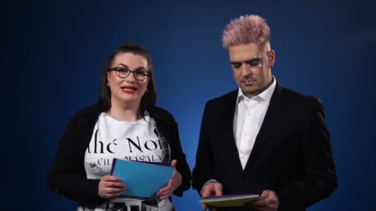 Juontaja Emma J&auml;ntti