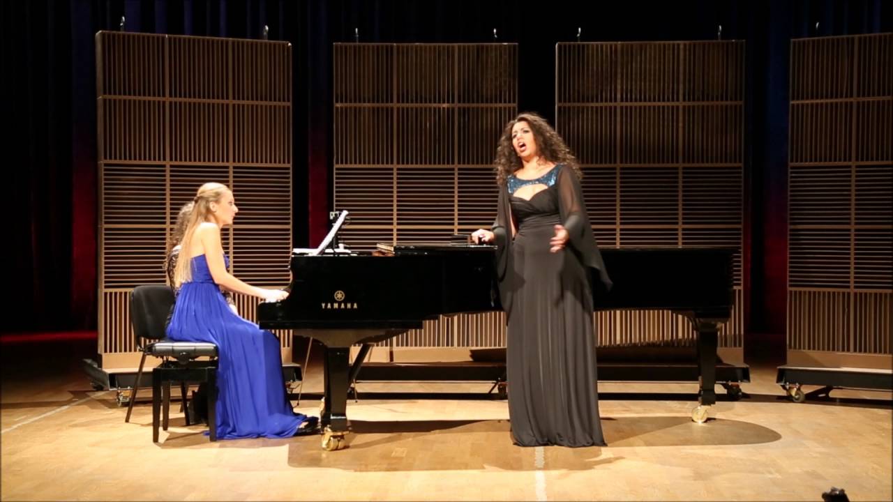 Lerna BALOĞLU (Mezzo-Soprano) G. Faure 
